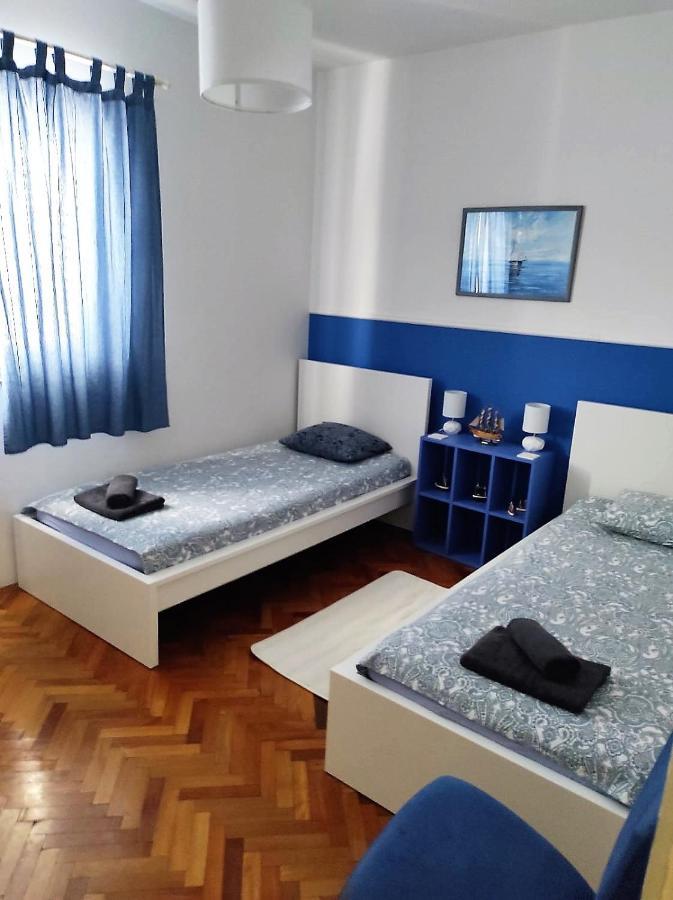 Lumar Holidays And Apartments Preko Zewnętrze zdjęcie